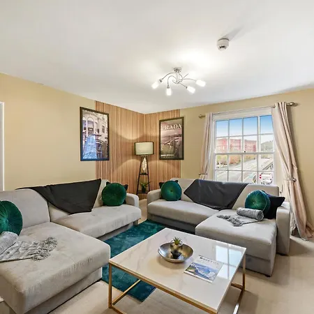 Апартаменты The Penthouse On Iconic Harbourside Бристоль