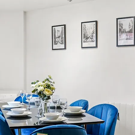 The Penthouse On Iconic Harbourside * Bristol