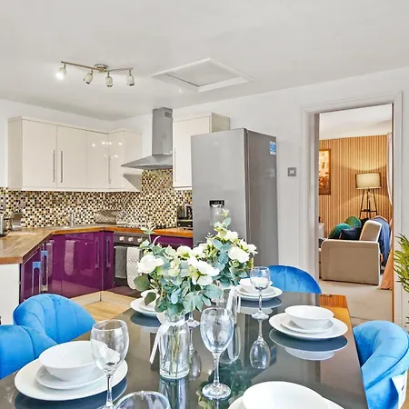 The Penthouse On Iconic Harbourside Bristol